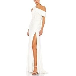 MAC DUGGAL White FOLDOVER OFF-THE-SHOULDER SLIT Evening GOWN